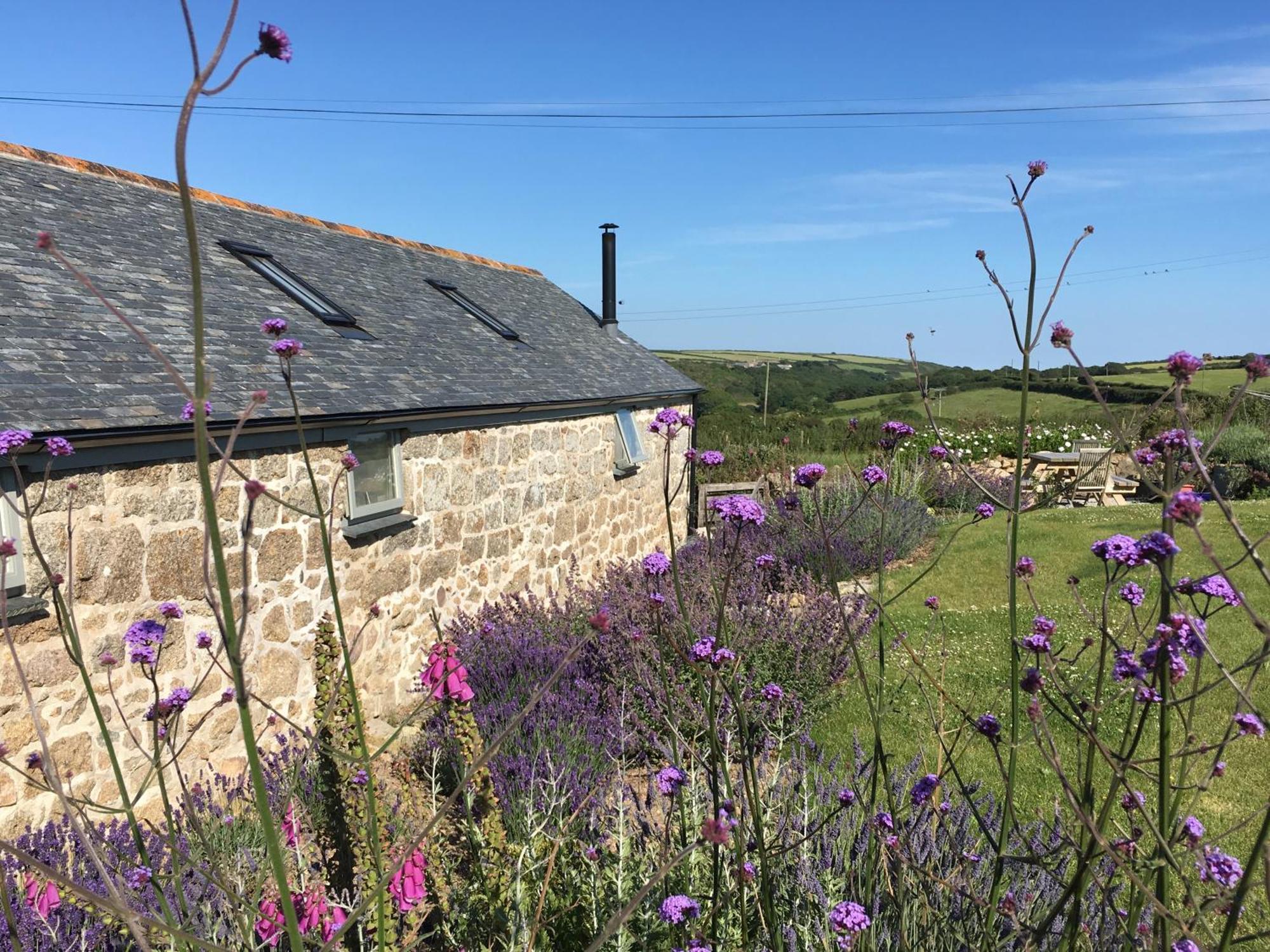 Apartamento Trengothal Barn Porthcurno Exterior foto