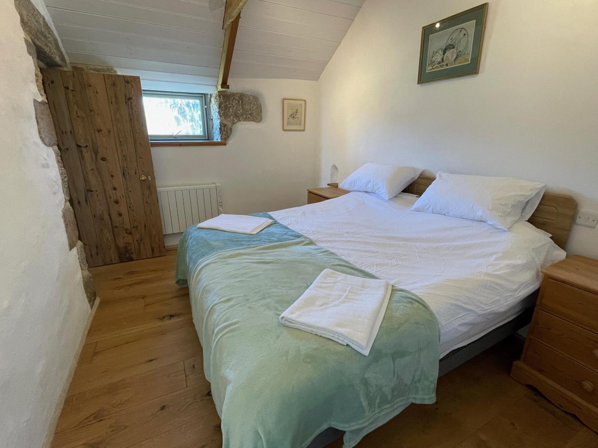 Apartamento Trengothal Barn Porthcurno Exterior foto