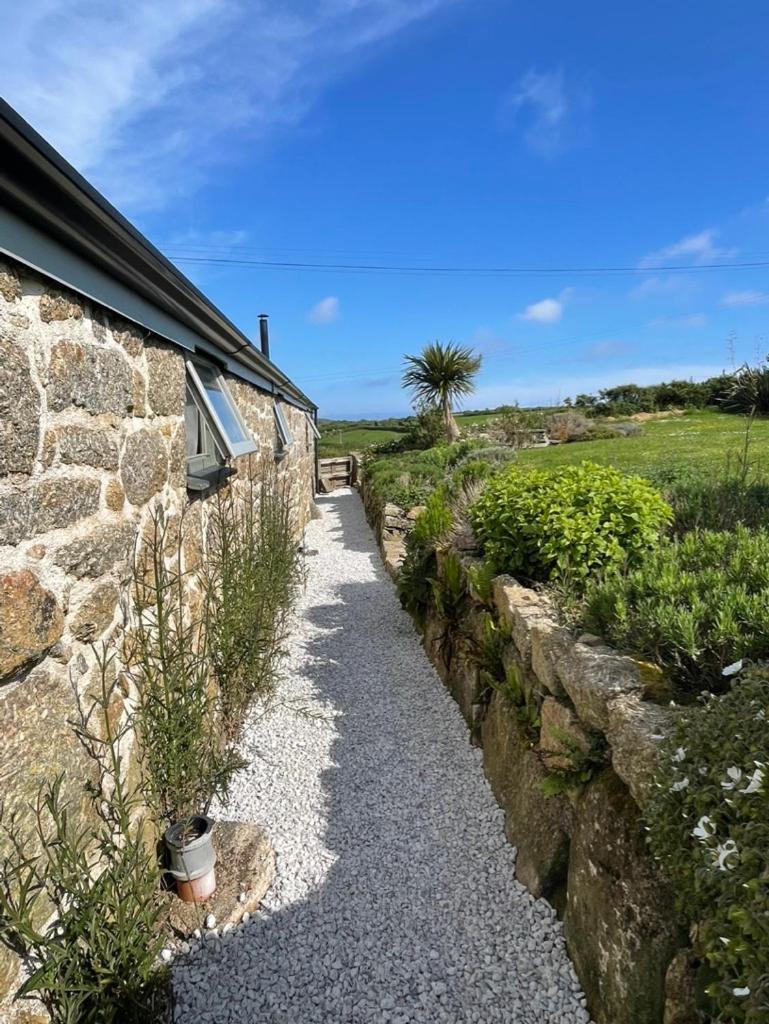 Apartamento Trengothal Barn Porthcurno Exterior foto