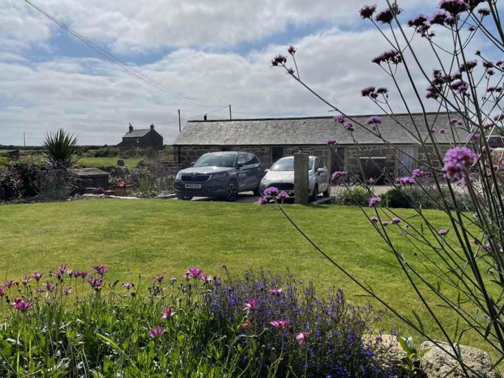 Apartamento Trengothal Barn Porthcurno Exterior foto